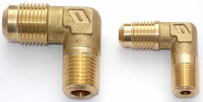 Штуцер угловой E1-4A резьбы M1/4 SAE х М1/8  NPT